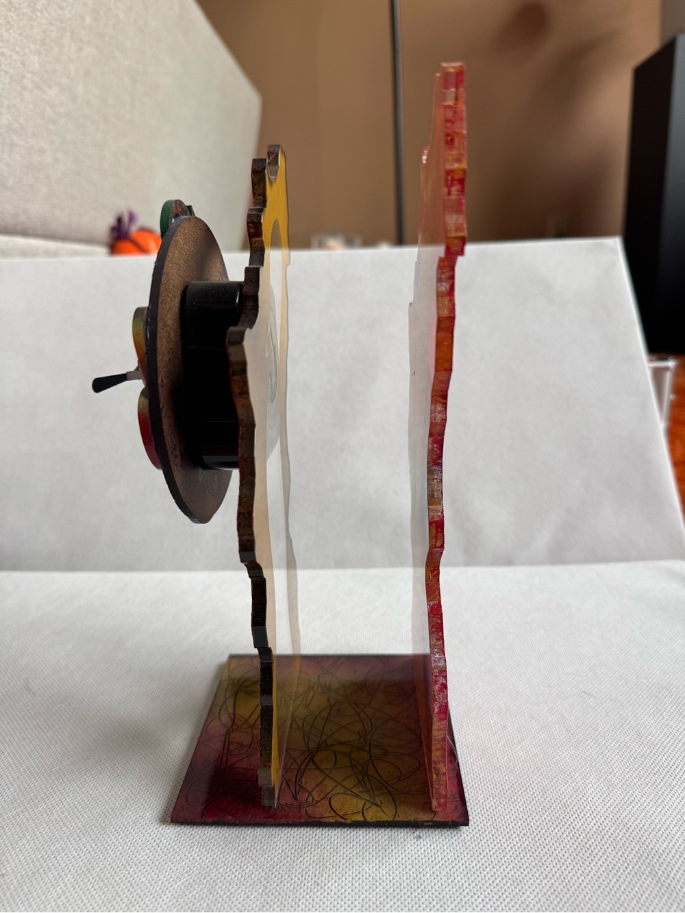 Colorful Abstract Table Clock - Multicolor Numbers - Picture 3 of 3